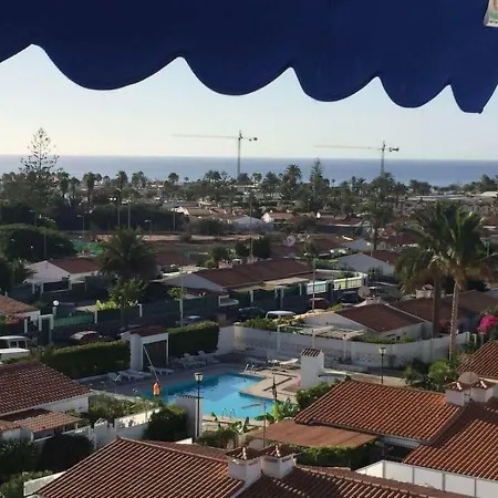 Apartment 5 Min Walk From Yumbo! 517